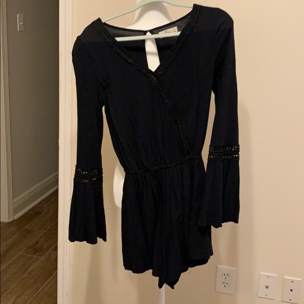 Navy blue Hollister romper size Small.